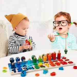 Foto: Montessori speelgoed   kinderspeelgoed   educatief speelgoed 4 jaar   houten speelgoed   jongens en meisjes   busy board