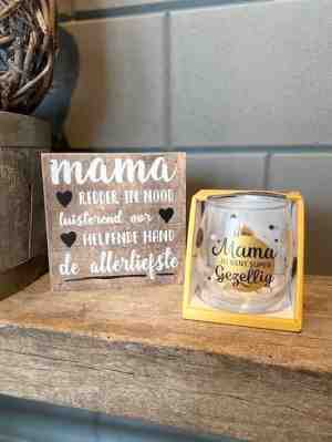 Foto: Cadeau pakket mama tekstblok redder in nood wijnglas mama vriendschap liefde cadeau verjaardag kerstmis moederdag vaderdag