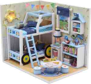 Foto: Miniatuurhuisje   bouwpakket   miniature huisje   diy dollhouse   charless room