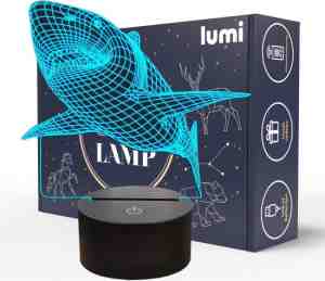 Foto: Lumi 3d lamp   16 kleuren   haai   dieren   led illusie   bureaulamp   nachtlampje   sfeerlamp   dimbaar   usb of batterijen   afstandsbediening   cadeau voor jongens   kinderen
