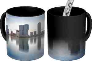 Foto: Magische mok foto op warmte mokken koffiemok rotterdam water nederland magic mok beker 350 ml theemok