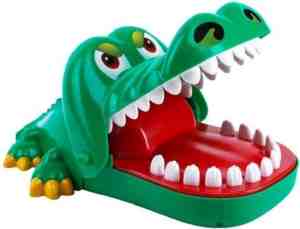 Foto: Bijtende kerst krokodil   groot krokodil met kiespijn krokodil   gezelschapsspel   drank spelletjes   shot spel   drankspel   gezelschapsspel voor volwassenen   kerst cadeau