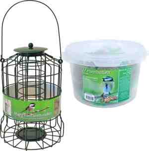 Foto: Vogel voedersilo voor kleine vogels metaal groen 36 cm inclusief 14 vetbollen vogelvoer voederstation vogelvoederhuisje