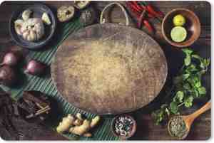 Foto: Muismat xxl   bureau onderlegger   bureau mat   een afbeelding van een snijplank met rauwe groenten eromheen   120x80 cm   xxl muismat