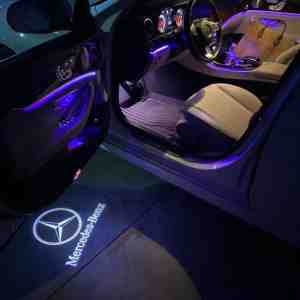 Foto: Mercedes deur logo projector   portier voertuigverlichting   auto deur verlichting   auto interieur   mercedes accessoires   set van 2   portierverlichting   laser projector  