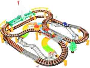 Foto: Ariko xxl treinbaan set elektrische trein met locomotief racebaan speelgoedtrein spoorweg treinset electrisch 192 delig incl batterijen