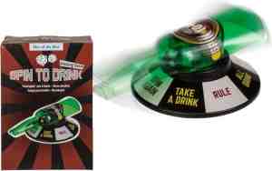 Foto: Spin to drink drankspel flesje draaien spin the bottle