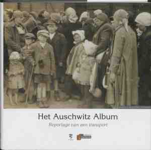 Foto: Verbum holocaust bibliotheek   het auschwitz album