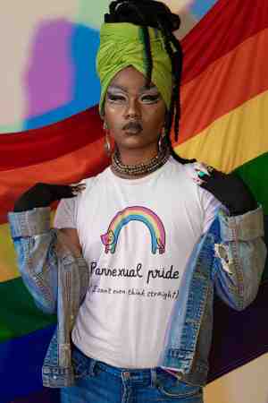Foto: Shirt pansexual pride wurban wear grappig shirt pride unisex tshirt pride vlag regenboog vlag lgbtq make up gay liefde wit