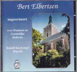 Foto: Bert elbertsen improviseert aan het rudolf knol orgel van de nederlands hervormde kerk te hasselt