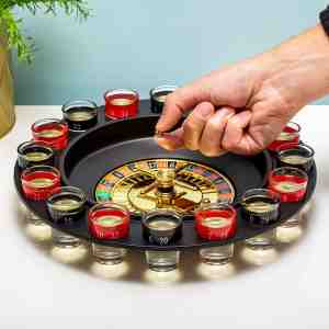 Foto: Roulette drinkspel met 16 glazen shot roulette casino feestspel drankspel roulette goktafel set