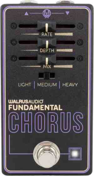 Foto: Walrus audio fundamental series chorus modulation effect unit voor gitaren