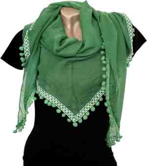 Foto: Lange dunne driehoekige sjaal pomponnetjes groen 180 x 75 cm 0355 