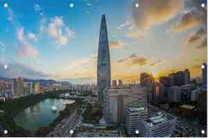 Foto: Lotte world tower in centrum van seoul zuid korea foto op tuinposter 150 x 100 cm