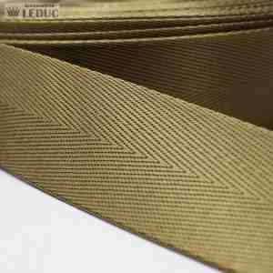 Foto: 5 meter glanzende visgraattassenband breedte 40mm kleur 13 beige