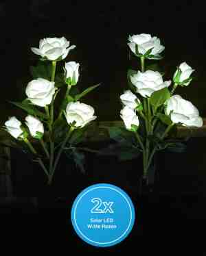 Foto: Doublemm solar led tuinverlichting   sfeerverlichting witte rozen met led   tuinverlichting   buitenverlichting op zonne energie   prikspots buiten   bestand tegen alle weertype   6 rozenbloemen per prikspot   zeer natuurgetrouw   2 stuks