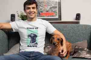 Foto: Shirt what up dawg wurban wear grappig shirt hond unisex tshirt speelgoed hondenmand knuffel wit
